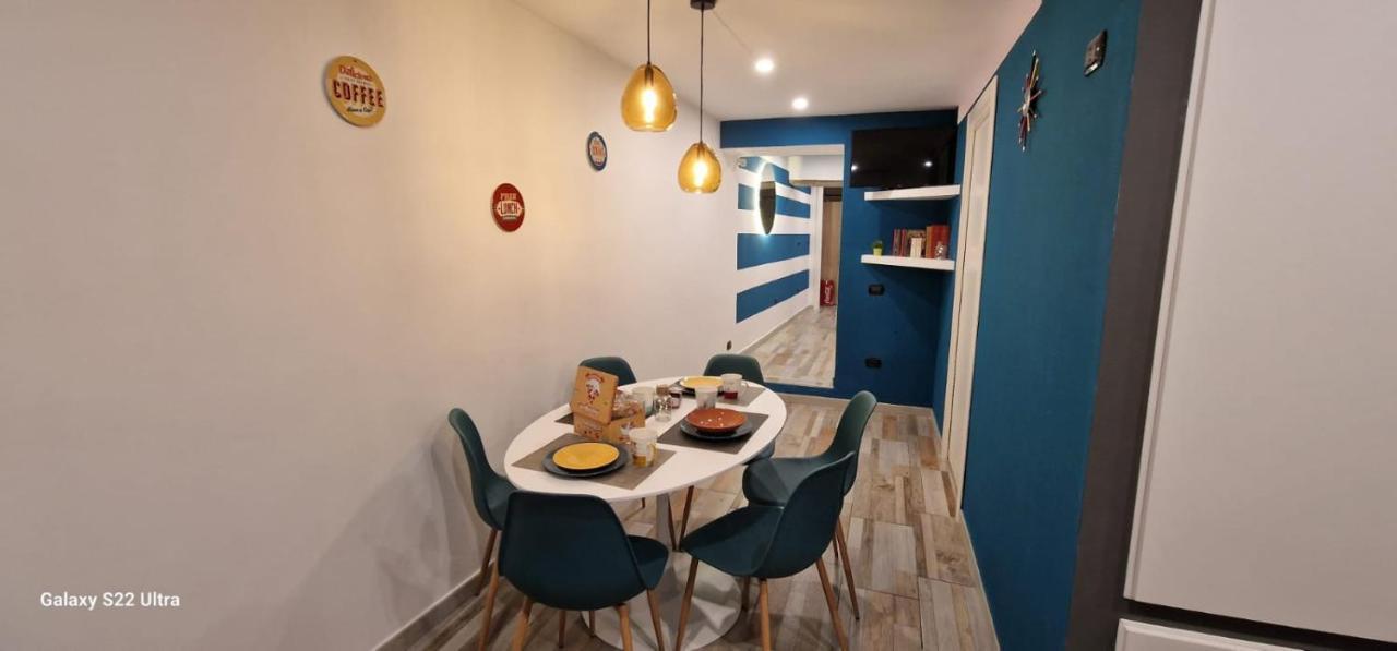 נאפולי Blumon Guest House מראה חיצוני תמונה