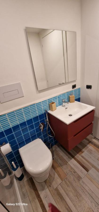 נאפולי Blumon Guest House מראה חיצוני תמונה