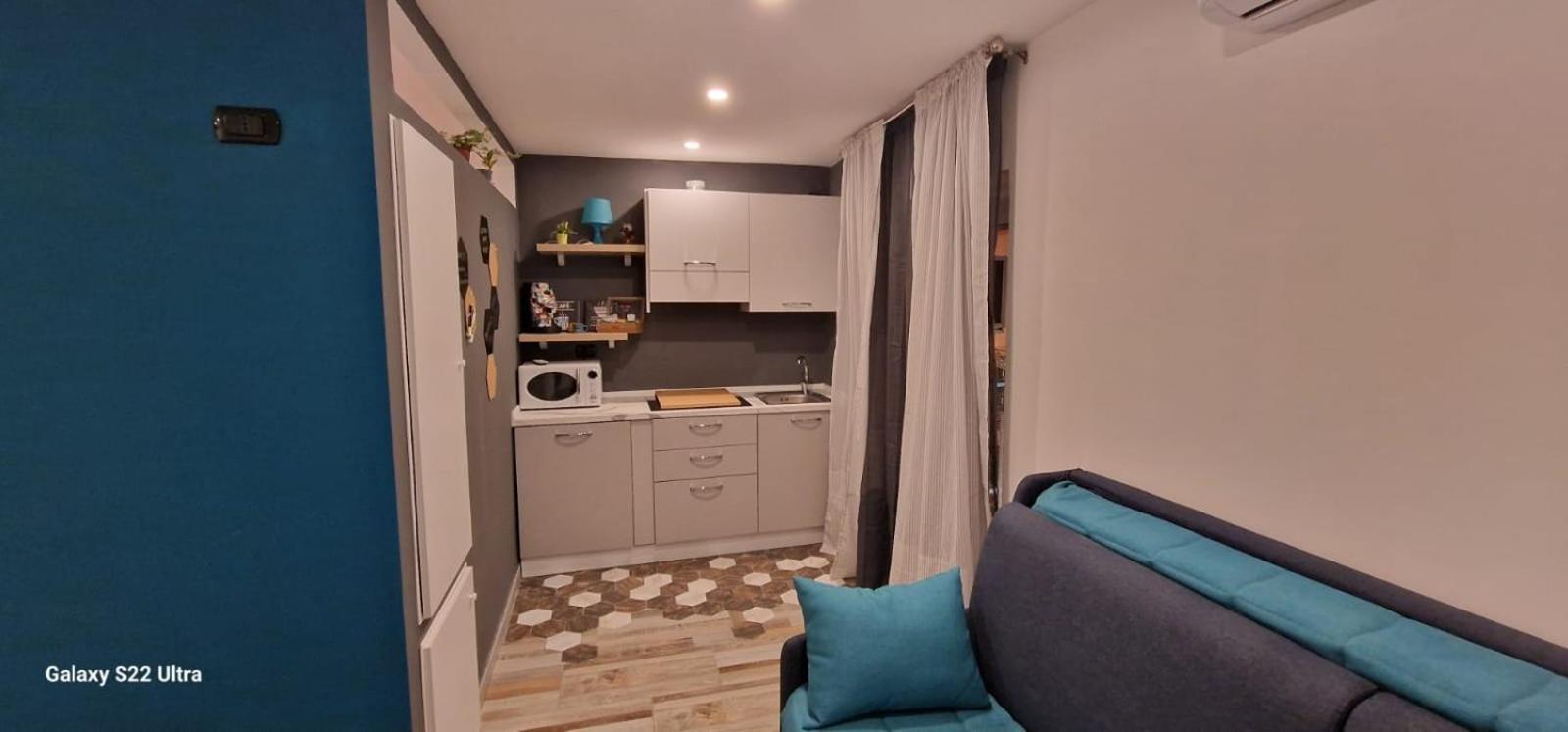 נאפולי Blumon Guest House מראה חיצוני תמונה